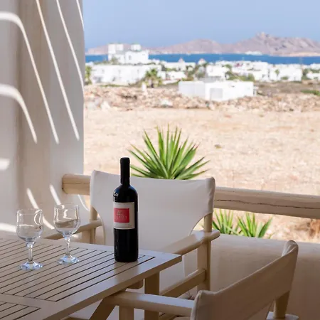 Nicolia Sea View, Jacuzzi, Walk To Centre Naoussa