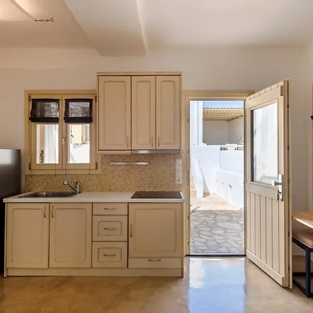 דירה Nicolia Sea View, Jacuzzi, Walk To Centre *