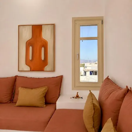 Nicolia Sea View, Jacuzzi, Walk To Centre Naoussa